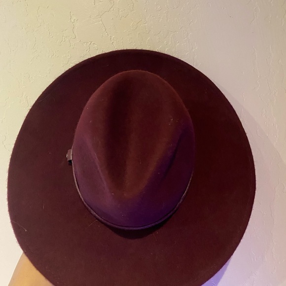 Maroon mid size fedora - Picture 5 of 5